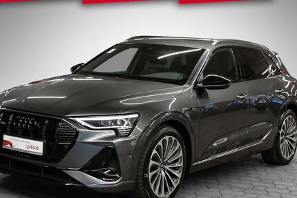 Audi e-tron 33.135 km 36.940 &euro; Stuttgart 70563