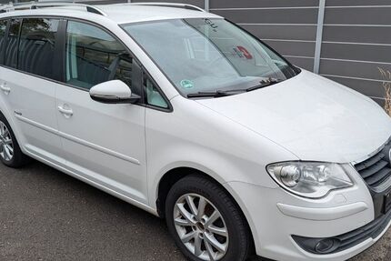 VW Touran 255.500 km 3.990 &euro; Rottenburg am Neckar 72108
