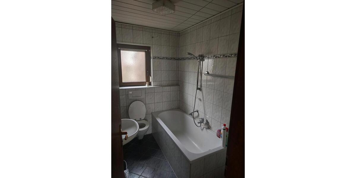 Einfamilienhaus Burladingen - 5 Zimmer, 95 m&sup2;, 210.000&euro; | Angebot:25650200