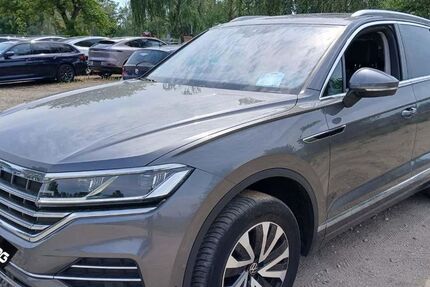 VW Touareg 40.000 km 41.900 &euro; Pfullingen 72793