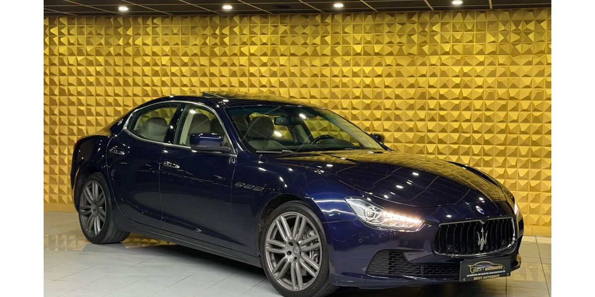 Maserati Ghibli 198.400 km 19.900 &euro; Eningen unter Achalm 72800