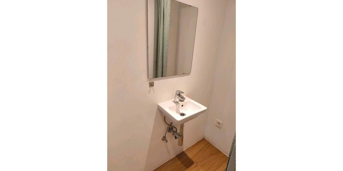 Etagenwohnung Weil der Stadt - 4 Zimmer, 110 m&sup2;, 1.800&euro; | Angebot:26393617