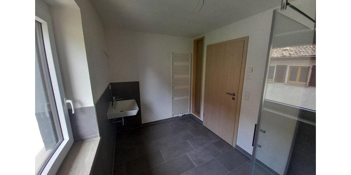 Etagenwohnung Burladingen - 3.5 Zimmer, 85 m&sup2;, 893&euro; | Angebot:25823529