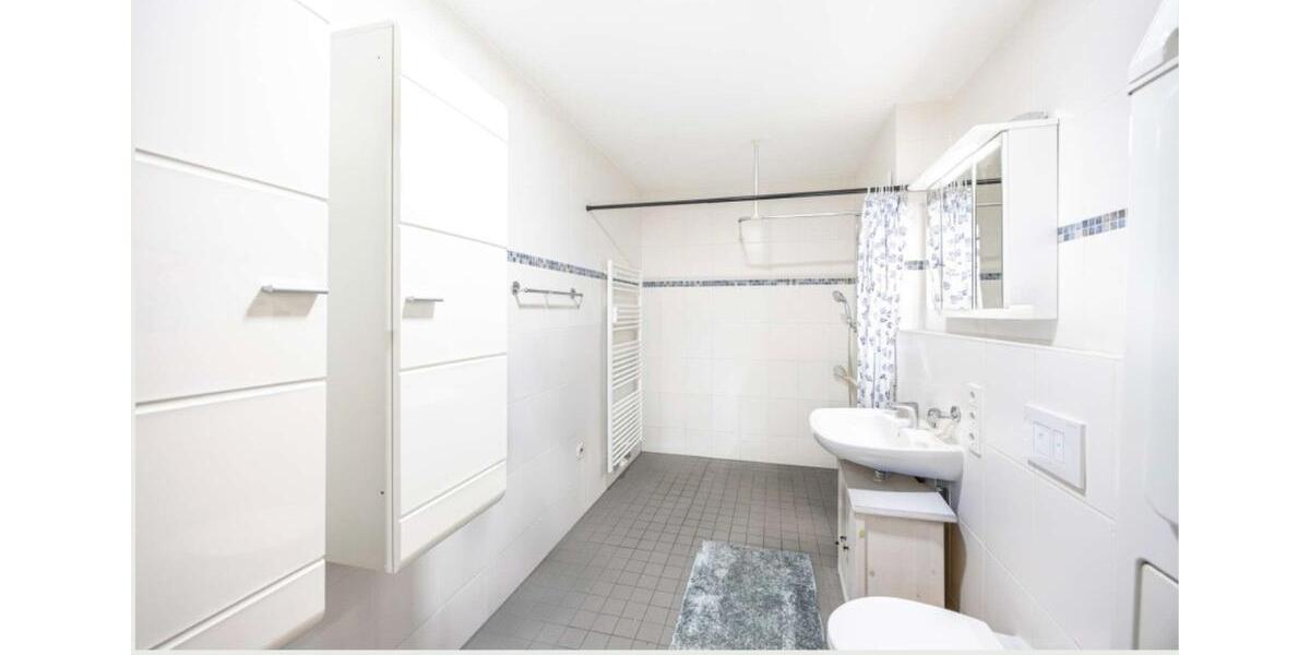 Hochparterre Stuttgart Degerloch - 2 Zimmer, 61 m&sup2;, 269.000&euro; | Angebot:25161363