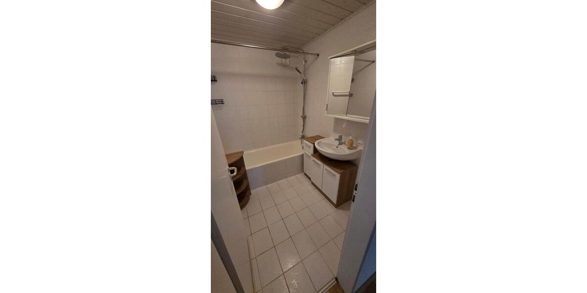 Hochparterre Gomaringen - 3 Zimmer, 76 m&sup2;, 200.000&euro; | Angebot:27154341
