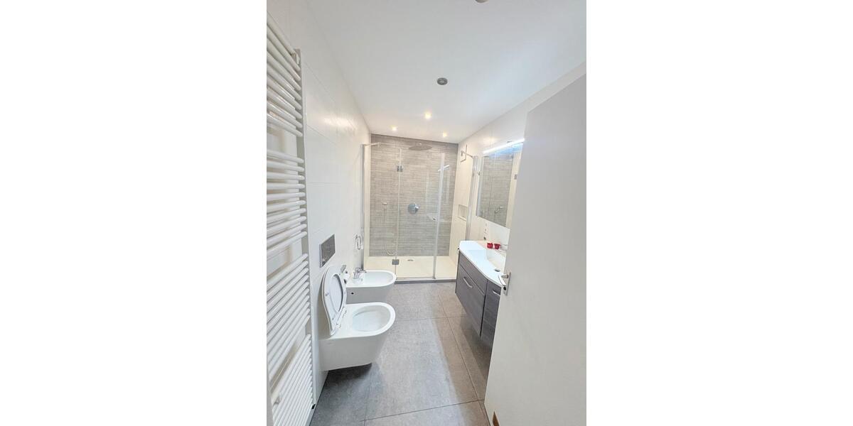 Hochparterre Stuttgart Stuttgart-West - 3 Zimmer, 87 m&sup2;, 410.000&euro; | Angebot:26966092