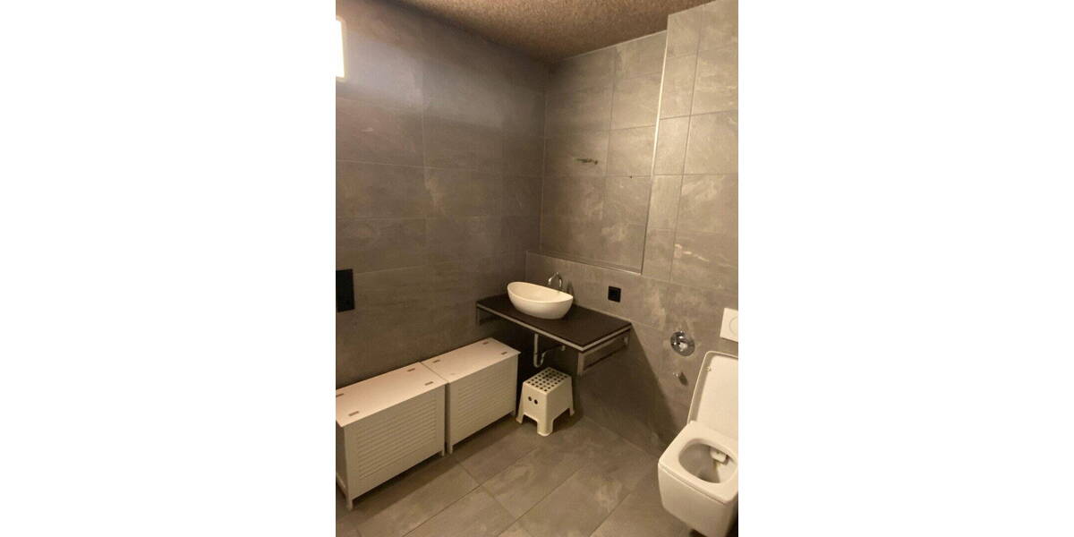 Etagenwohnung Unterhausen Unterhausen - 4 Zimmer, 110 m&sup2;, 350.000&euro; | Angebot:25927759