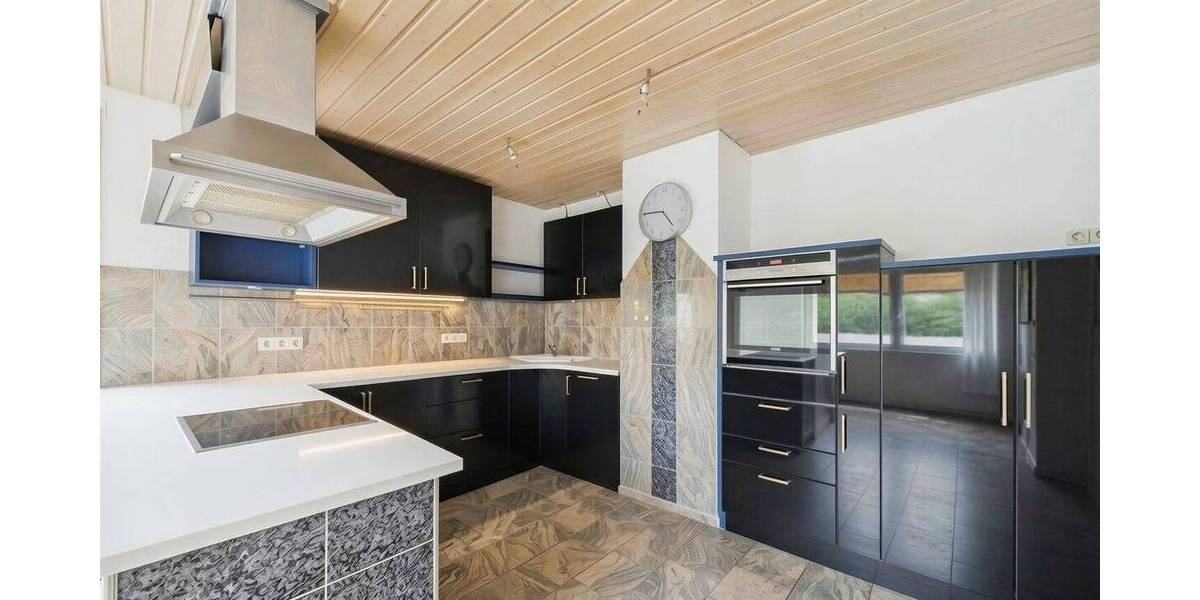 Etagenwohnung Böblingen Dagersheim - 5 Zimmer, 156 m&sup2;, 479.000&euro; | Angebot:26040108