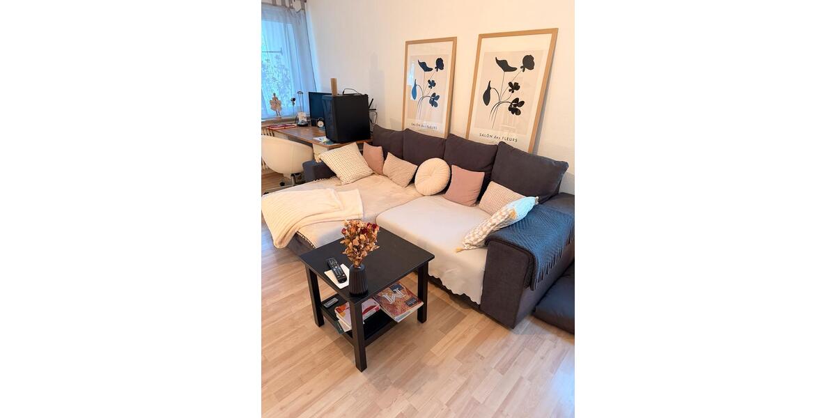 Hochparterre Sindelfingen Sindelfingen (Stadt) - 2 Zimmer, 65 m&sup2;, 1.100&euro; | Angebot:26024506