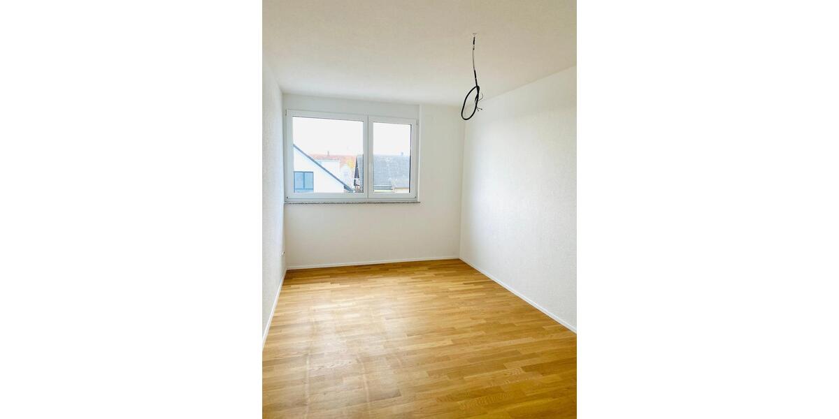 Etagenwohnung Althengstett - 4 Zimmer, 116 m&sup2;, 1.740&euro; | Angebot:23202774