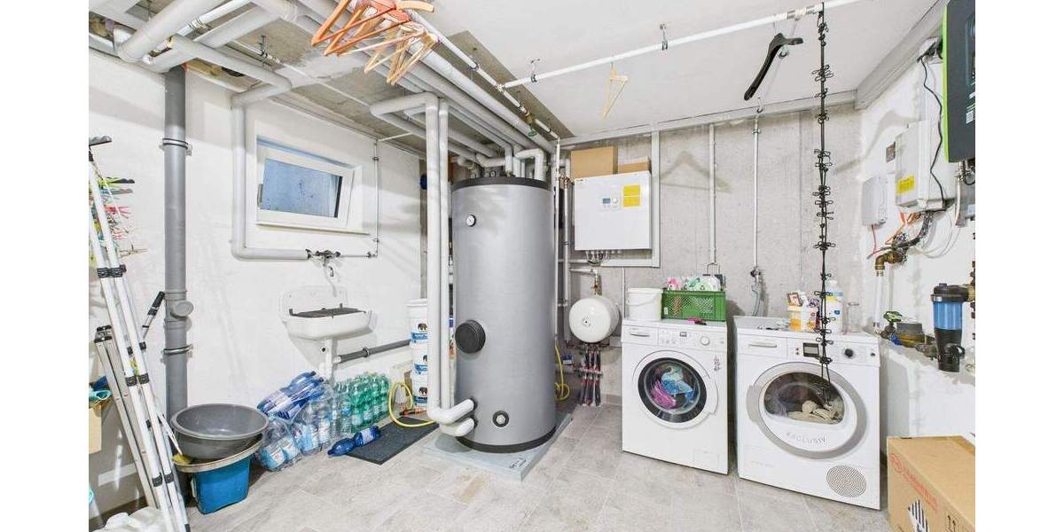 Doppelhaushälfte Ostelsheim - 5 Zimmer, 172 m&sup2;, 697.000&euro; | Angebot:25686346