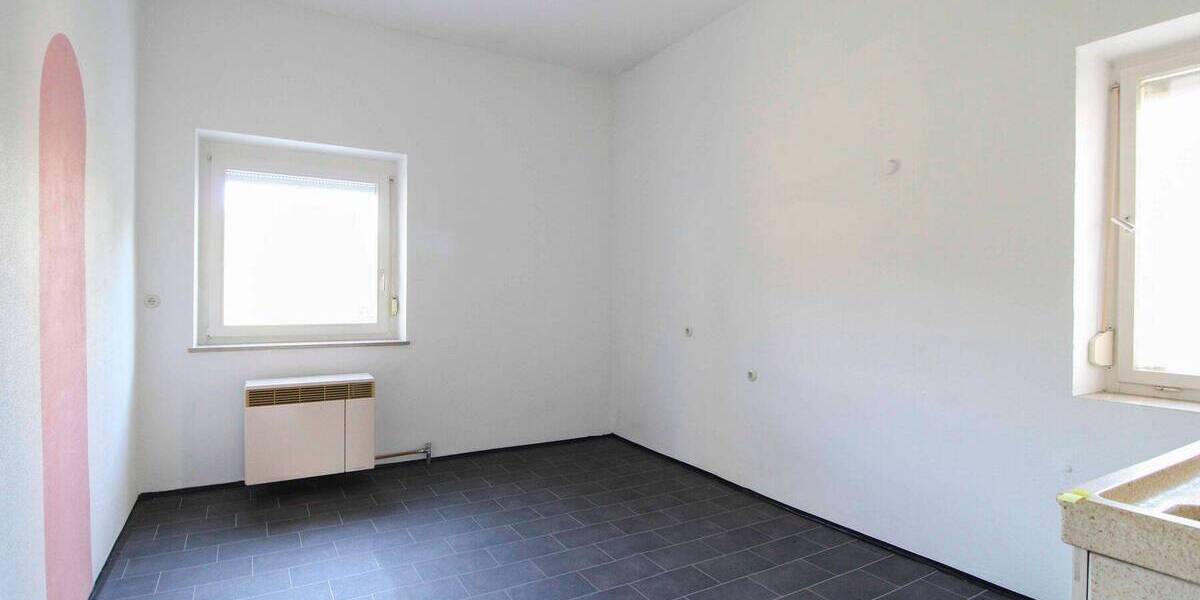 Mehrfamilienhaus, Wohnhaus Stuttgart Botnang - 9 Zimmer, 204 m&sup2;, 980.000&euro; | Angebot:26418214