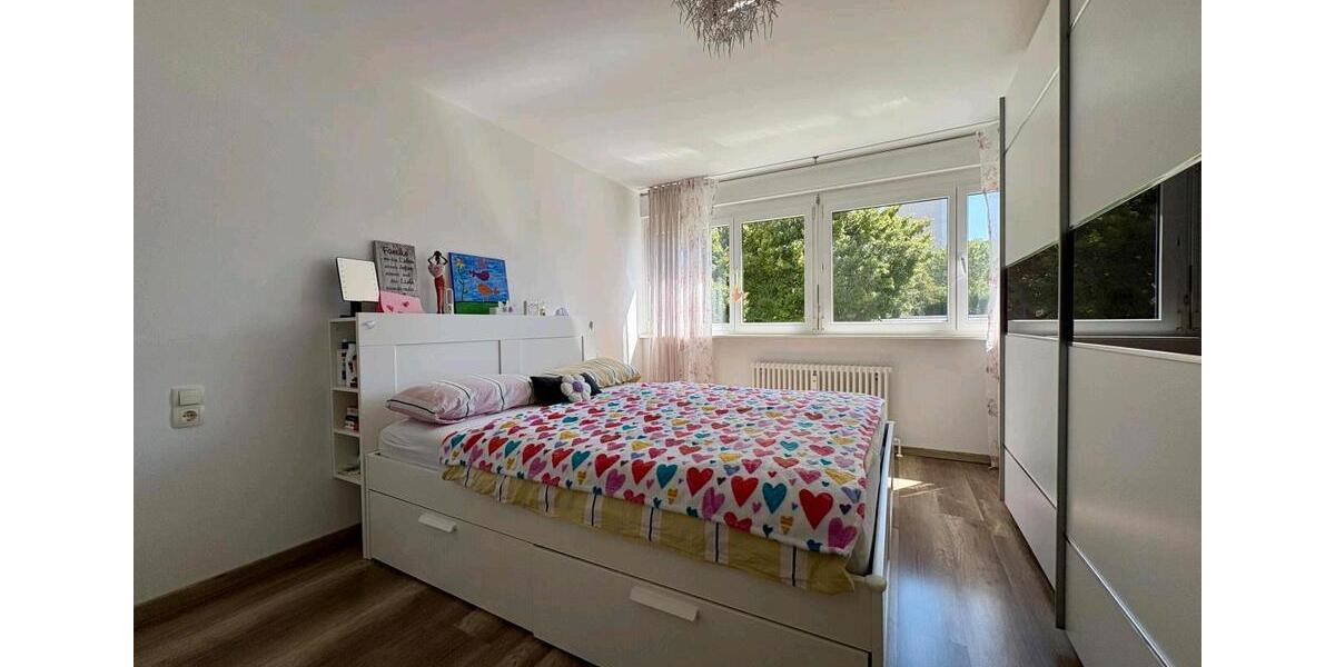Etagenwohnung Böblingen Dagersheim - 3.5 Zimmer, 77 m&sup2;, 333.000&euro; | Angebot:23491830