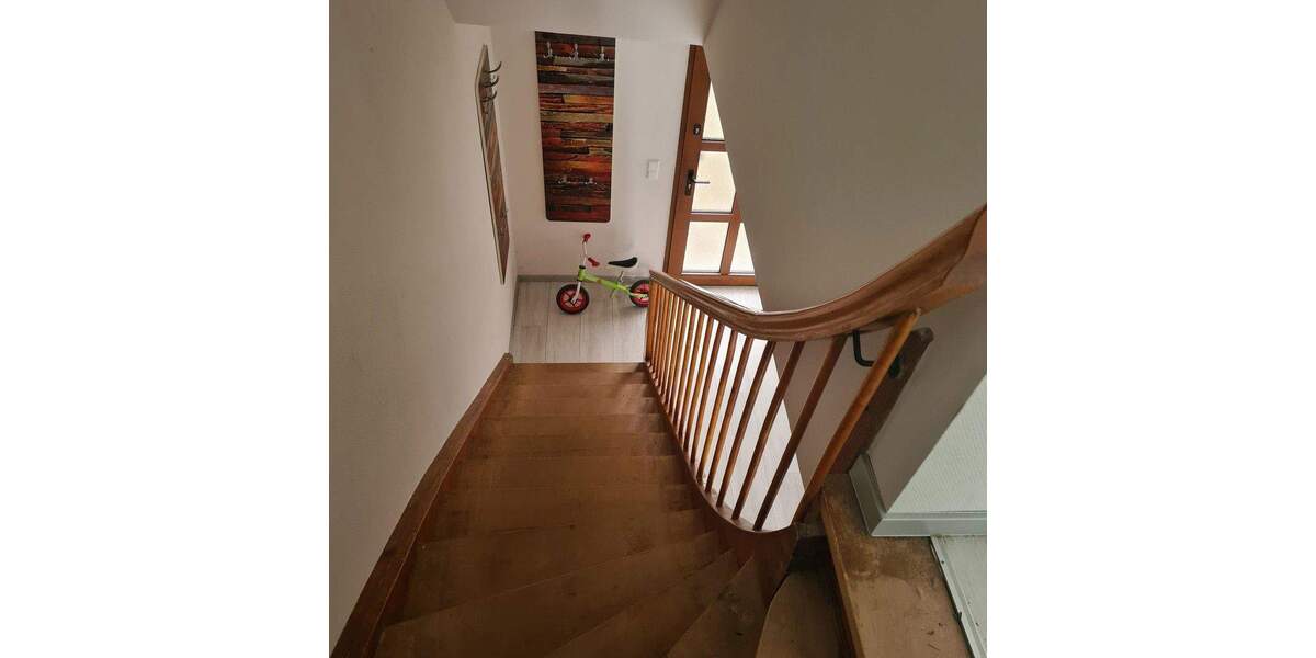 Reihenmittelhaus Pfullingen - 4 Zimmer, 90 m&sup2;, 385.000&euro; | Angebot:25718851