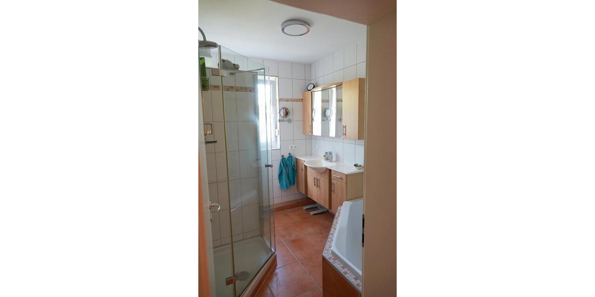 Doppelhaushälfte Neuffen - 4 Zimmer, 117 m&sup2;, 595.000&euro; | Angebot:27093470