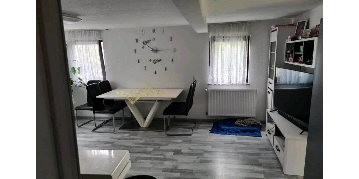 Etagenwohnung Burladingen - 4 Zimmer, 92 m&sup2;, 750&euro; | Angebot:26339920