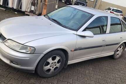 Opel Vectra 48.000 km 1.600 &euro; Ostfildern 73760