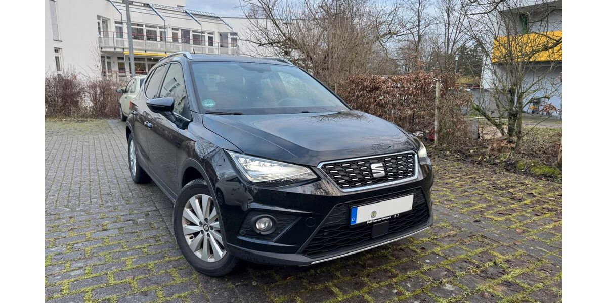 Seat Arona 130.000 km 10.499 &euro; Stuttgart 70569