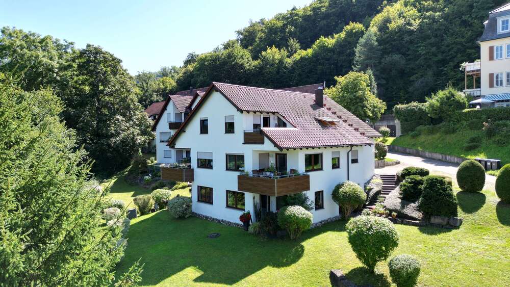 Einfamilienhaus Bad Urach Georgiisiedlung - 11 Zimmer, 275 m&sup2;, 968.000&euro; | Angebot:21564710