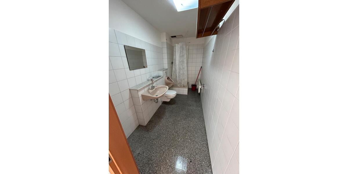 Gewerbeobjekt Metzingen - 240&euro; | Angebot:26268569