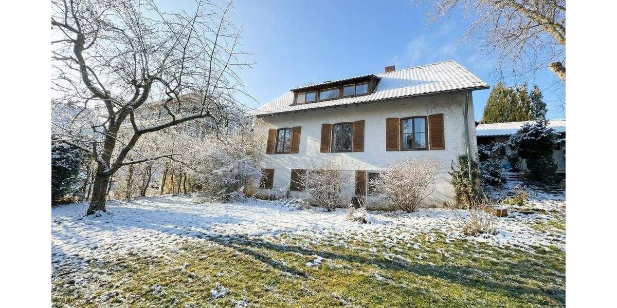 Mehrfamilienhaus, Wohnhaus Stuttgart Degerloch - 7 Zimmer, 240 m&sup2;, 1.590.000&euro; | Angebot:25704692