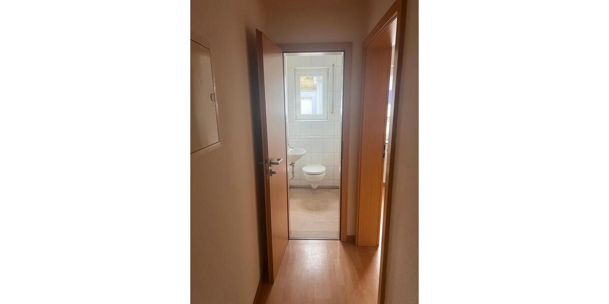 Einfamilienhaus Nagold - 7 Zimmer, 190 m&sup2;, 630.000&euro; | Angebot:25926663