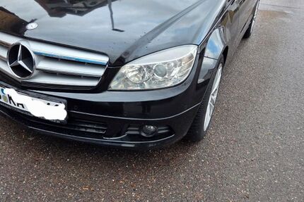 Mercedes-Benz C 180 227.500 km 6.000 &euro; Stuttgart 70567