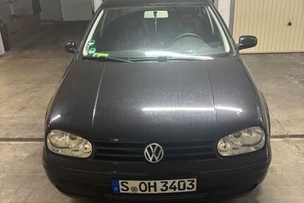 VW Golf 110.330 km 3.500 &euro; Bad Cannstatt 70372