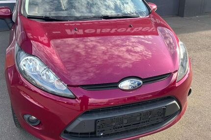 Ford Fiesta 200.300 km 1.850 &euro; Kohlberg 72664