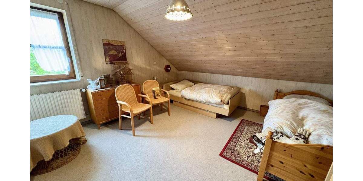 Einfamilienhaus Hechingen - 7 Zimmer, 195 m&sup2;, 595.000&euro; | Angebot:25746186