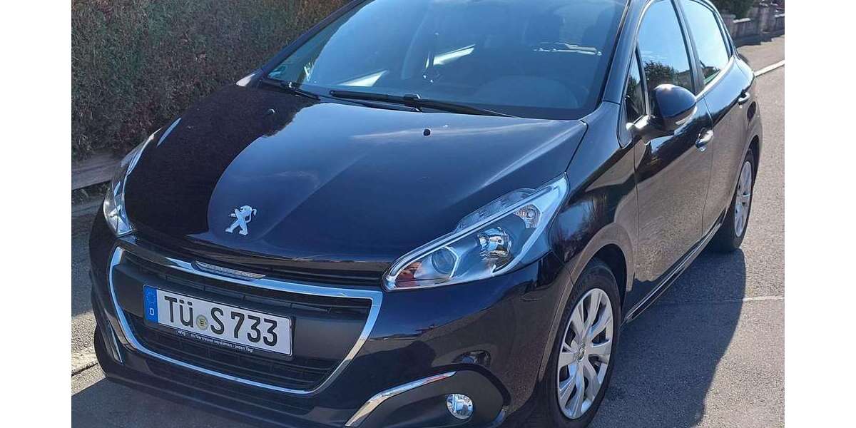 Peugeot 208 64.000 km 7.350 &euro; Mössingen, Stadt 72116