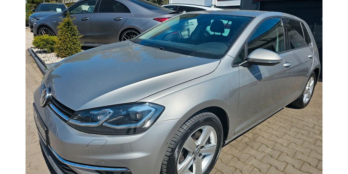 VW Golf 92.446 km 14.980 &euro; Magstadt 71106