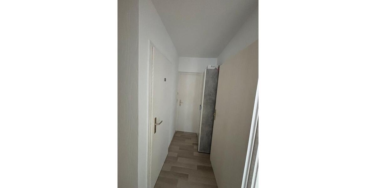 Etagenwohnung Rottenburg am Neckar - 4 Zimmer, 98 m&sup2;, 1.300&euro; | Angebot:25926122