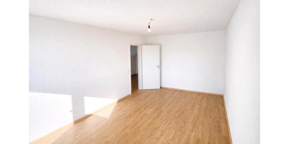 Etagenwohnung Stuttgart Vaihingen - 3 Zimmer, 82 m&sup2;, 289.000&euro; | Angebot:24369927