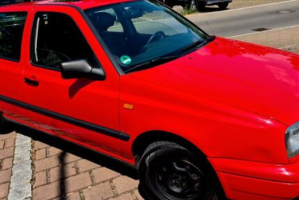 VW Golf 184.000 km 2.200 &euro; Filderstadt 70794