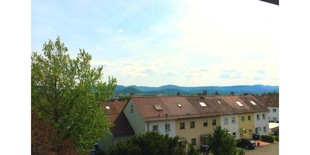 Dachgeschoßwohnung Reutlingen Orschel-Hagen - 3.5 Zimmer, 75 m&sup2;, 250.000&euro; | Angebot:27186860
