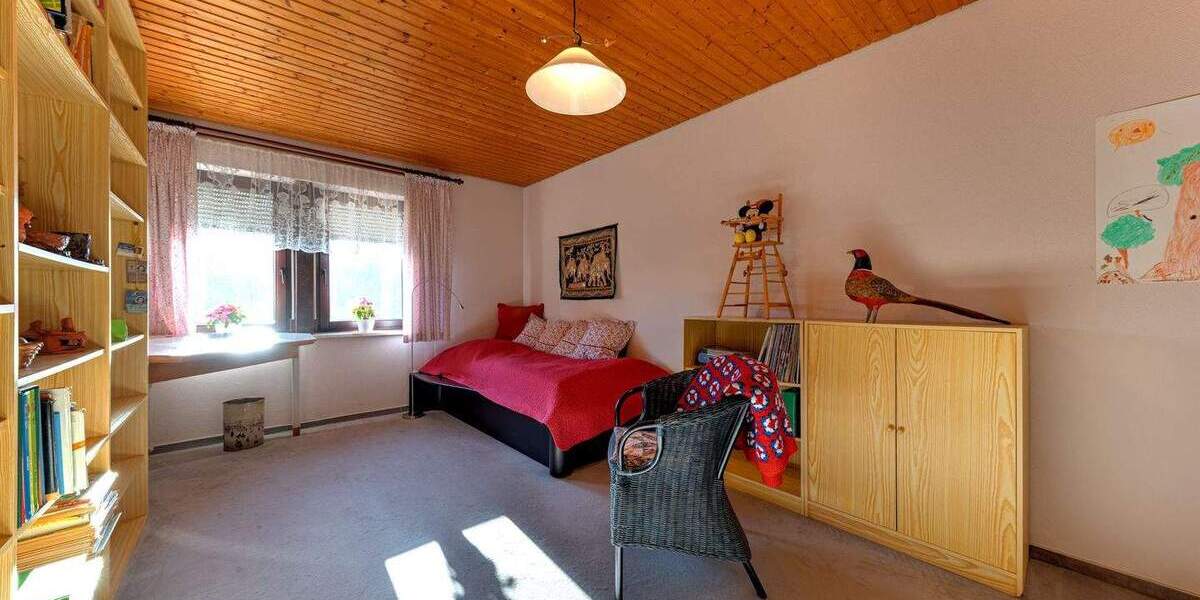 Einfamilienhaus Aidlingen Deufringen - 7 Zimmer, 333 m&sup2;, 925.000&euro; | Angebot:25800930