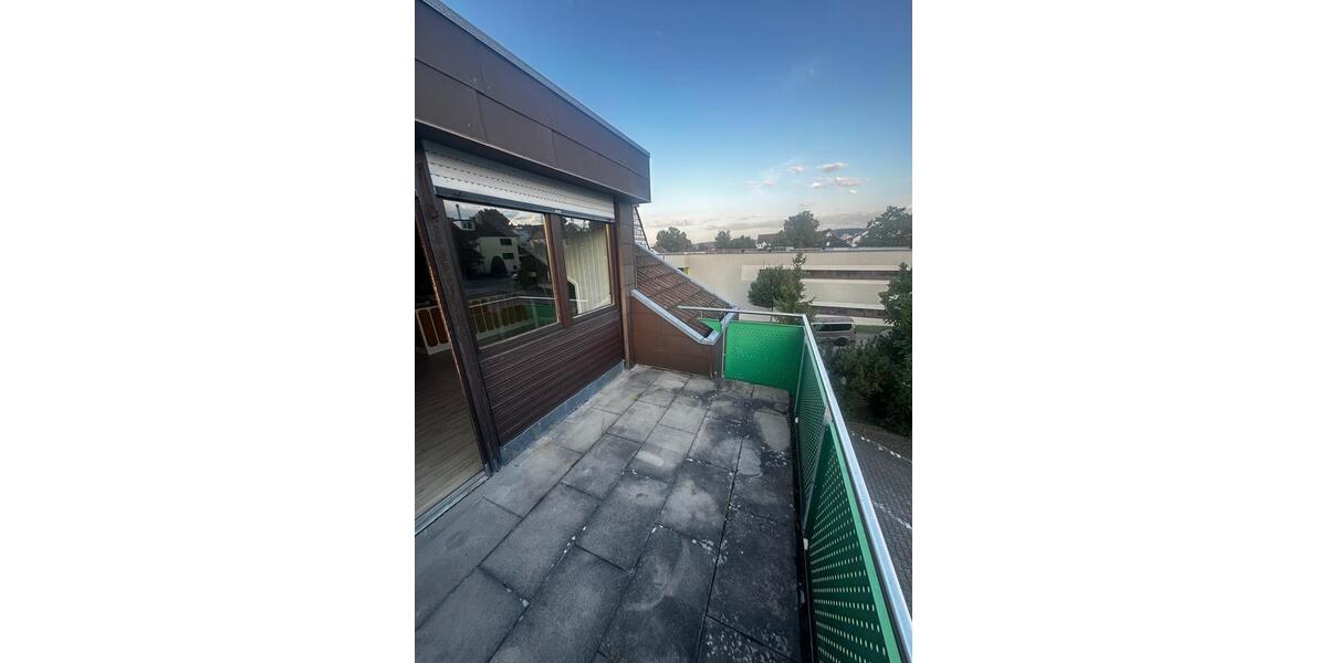 Dachgeschoßwohnung Rottenburg am Neckar - 2.5 Zimmer, 60 m&sup2;, 220.000&euro; | Angebot:23714041