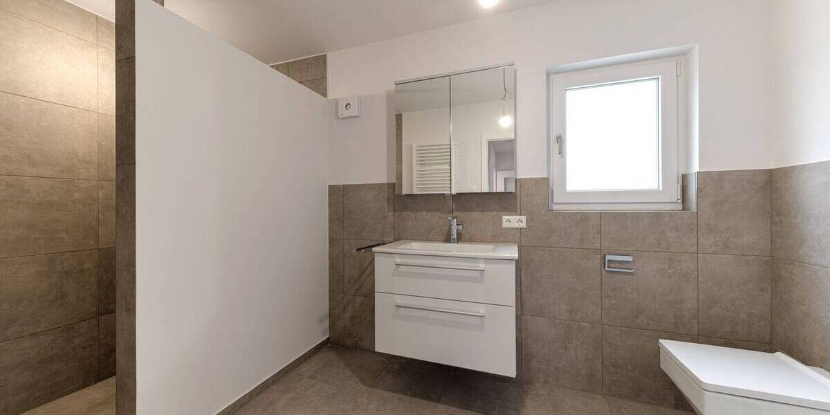 Etagenwohnung Gärtringen - 3 Zimmer, 85 m&sup2;, 1.600&euro; | Angebot:26359809