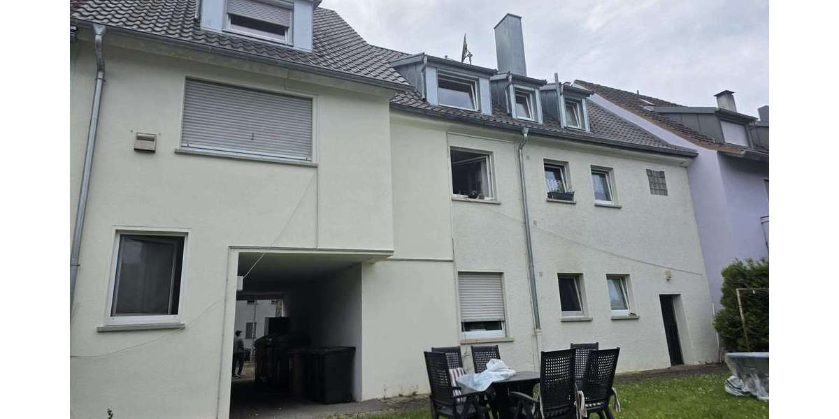 Einfamilienhaus Stuttgart-Hedelfingen Hedelfingen - 15 Zimmer, 257 m&sup2;, 798.000&euro; | Angebot:26972605