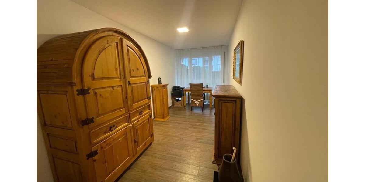 Erdgeschoßwohnung Filderstadt - 4 Zimmer, 117 m&sup2;, 1.900&euro; | Angebot:25840407