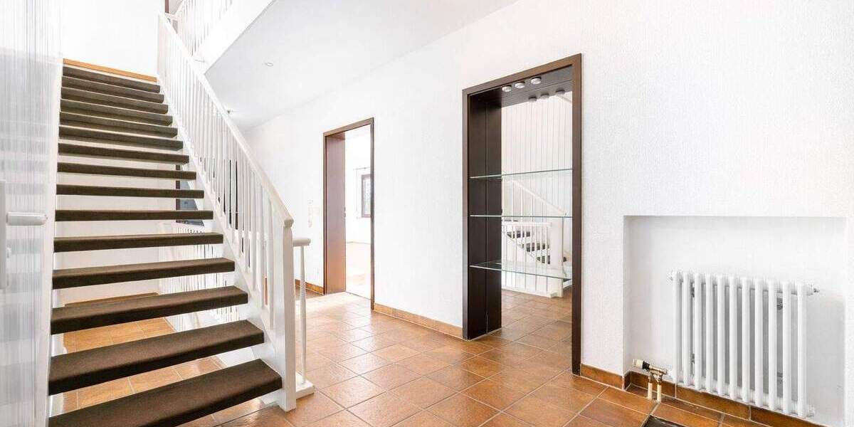Einfamilienhaus Stuttgart Vaihingen - 6 Zimmer, 193 m&sup2;, 1.090.000&euro; | Angebot:25685479