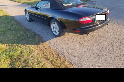 Jaguar XK8 156.000 km 12.750 &euro; Reutlingen 72764