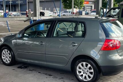 VW Golf 149.000 km 3.500 &euro; Tubingen 72070