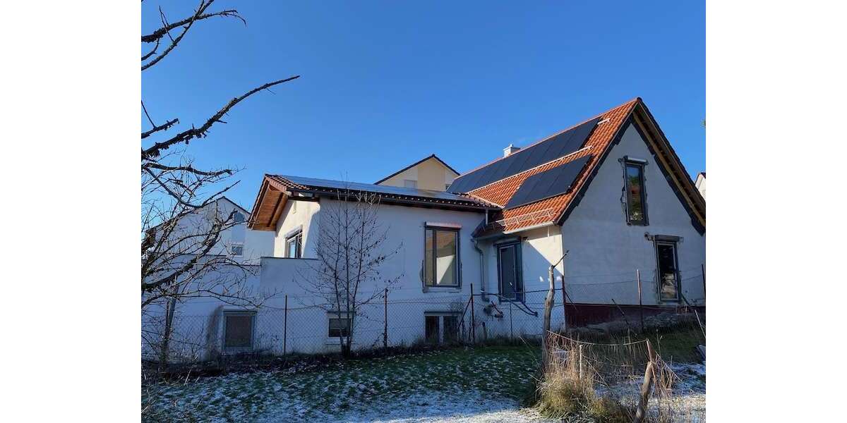 Einfamilienhaus Nufringen - 7 Zimmer, 215 m&sup2;, 626.000&euro; | Angebot:24619085
