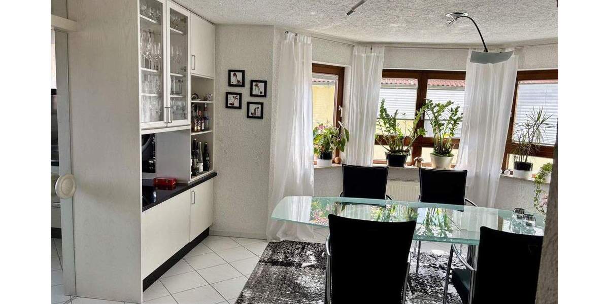 Doppelhaushälfte Böblingen Dagersheim - 7 Zimmer, 190 m&sup2;, 850.000&euro; | Angebot:25659264