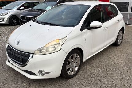 Peugeot 208 109.866 km 2.600 &euro; Pfullingen 72793