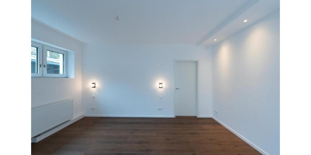 Erdgeschoßwohnung Stuttgart Stuttgart-Süd - 5 Zimmer, 131 m&sup2;, 2.190&euro; | Angebot:26380275