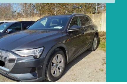 Audi e-tron 80.570 km 33.490 &euro; Herrenberg 71083