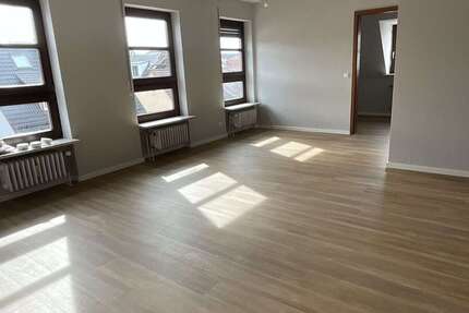 Wohnung Stuttgart Weilimdorf - 2 Zimmer, 55 m&sup2;, 720&euro; | Angebot:25832109
